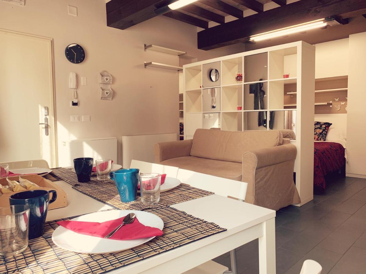 Niki O. Apartments Parma Eksteriør bilde
